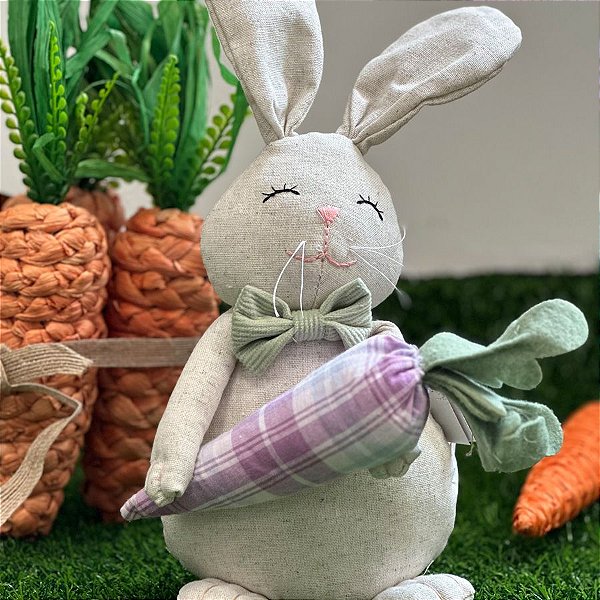 Coelho Decorativo com Cenoura Xadrez - Branco/Lavanda - 30x20cm - 1 unidade - Cromus - Rizzo