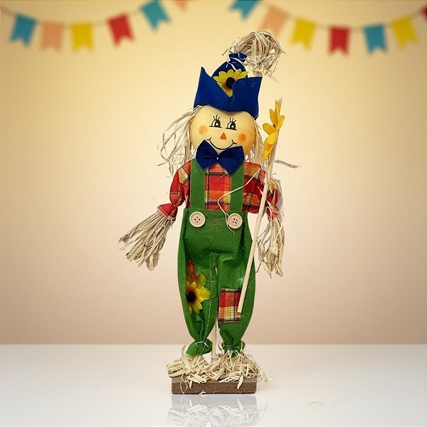Enfeite Decorativo De Festa Junina Espantalho em Pé Segurando Girassol - 41,5cm - 1 unidade - Rizzo