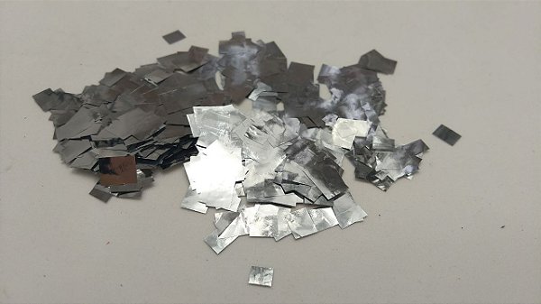 Confete Prata Metalizado Quadrado para Balão - 1cm x 1cm - Estilo e Festas Rizzo Festas