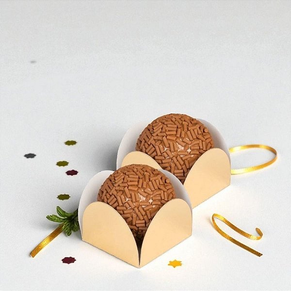 Mini Porta Forminha - Ouro - 3x3x2,25cm - 50 unidades - Regina - Rizzo