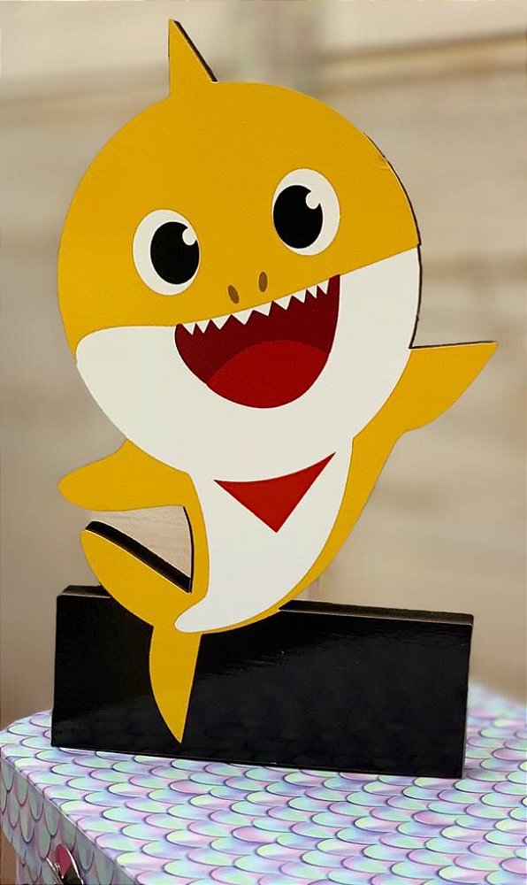 Enfeite de Mesa em Madeira Festa Baby Shark Amarelo - 1 Unidade - Rizzo Festas