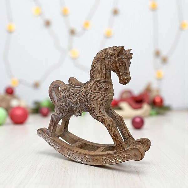 Enfeite de Natal em Resina - Cavalo de Balanço com Desenhos - Marrom - 21,5x18cm - 1 unidade - Cromus - Rizzo