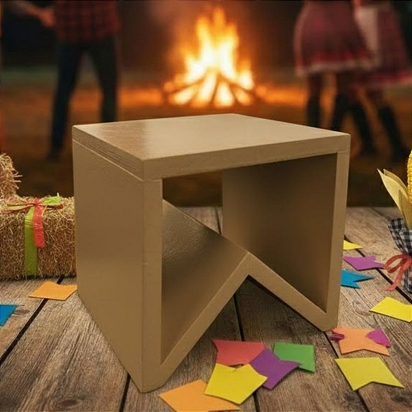 Suporte para Doces em Madeira Bandeirinha Rústico De Festa Junina - Marrom - 12x12x12cm - 1 unidade - Rizzo