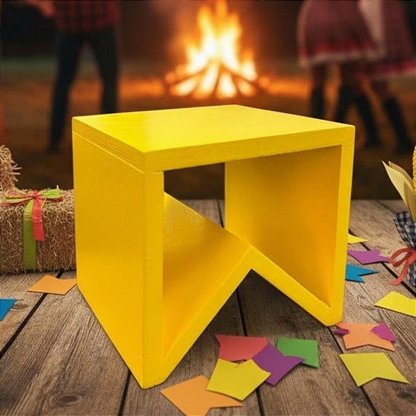 Suporte para Doces em Madeira Bandeirinha Rústico De Festa Junina - Amarelo - 12x12x12cm - 1 unidade - Rizzo