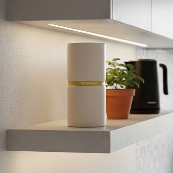 Vaso Decorativo de Cerâmica - Off White e Dourado - 20,5x8,5x8,5cm - 1 unidade - Cromus - Rizzo