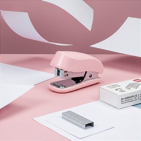 Mini Grampeador com Extrator de Grampos - Suporta até 12 Folhas - Rosa - 6x4cm - 1 unidade - Deli - Rizzo