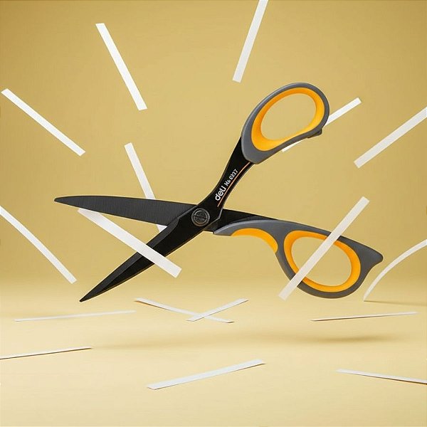 Tesoura Black Ergonômica Grip Emborrachado - Cinza e Amarelo - 17,5cm - 1 unidade - Deli - Rizzo