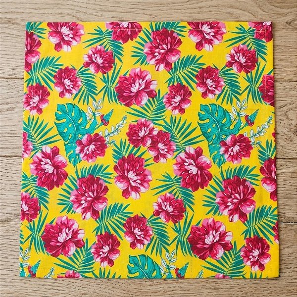 Toalha de Mesa Chita Amarela Flor Vermelha -  70x69cm - 1 unidade - Rizzo