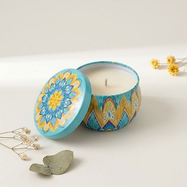 Vela Aromática - Lata Metálica Mandala - Verde Água e Amarelo - 6cm - 1 unidade - Rizzo