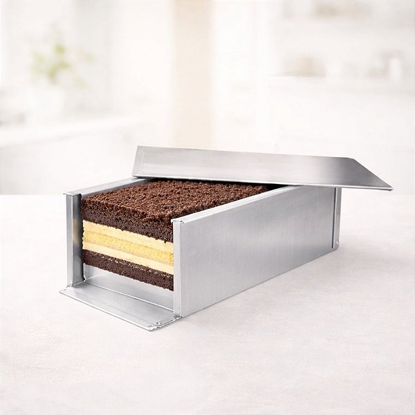 Forma de Alumínio Festival de Fatias com Tampa Abertura Lateral - 30x10cm - 1 unidade - Caparroz - Rizzo