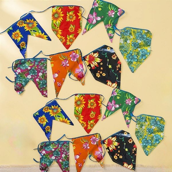 Varal de Bandeirinha Chita de Plástico Festa Junina - 6m - 1 unidade - Rizzo