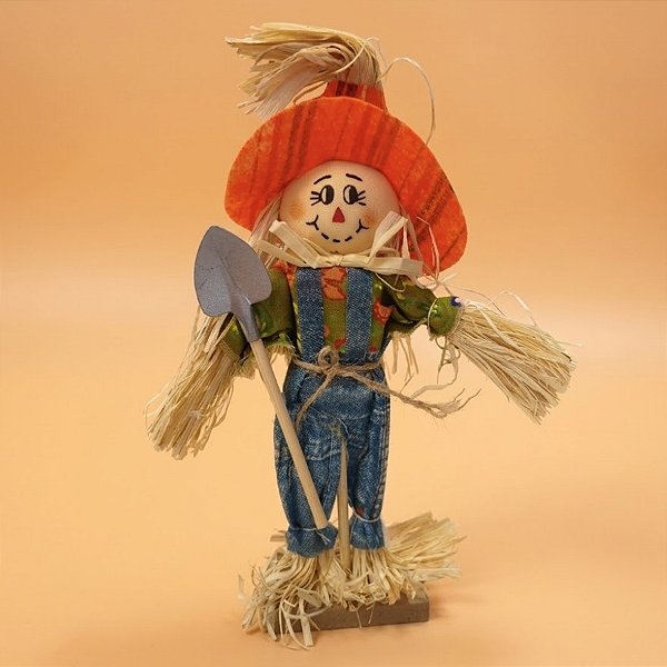 Espantalho Decorativo de Festa Junina com Pá - Chapéu Laranja - 13x21x4cm - 1 unidade - Rizzo