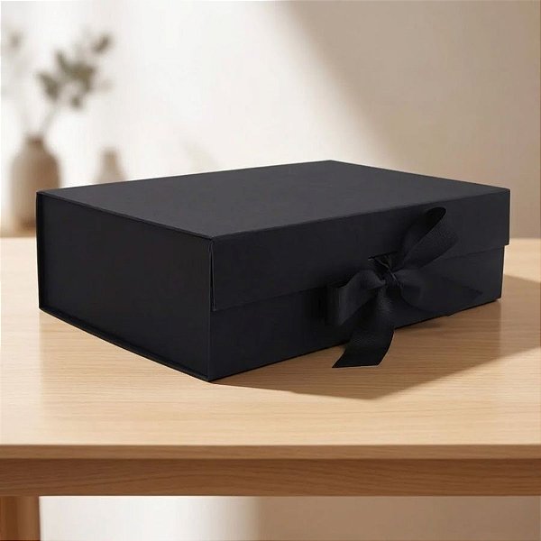 Caixa de Papel Rígido Retangular com Imã e Fita  - Preto - M 28,2x20,2x9,2cm - 1 unidade - Rizzo