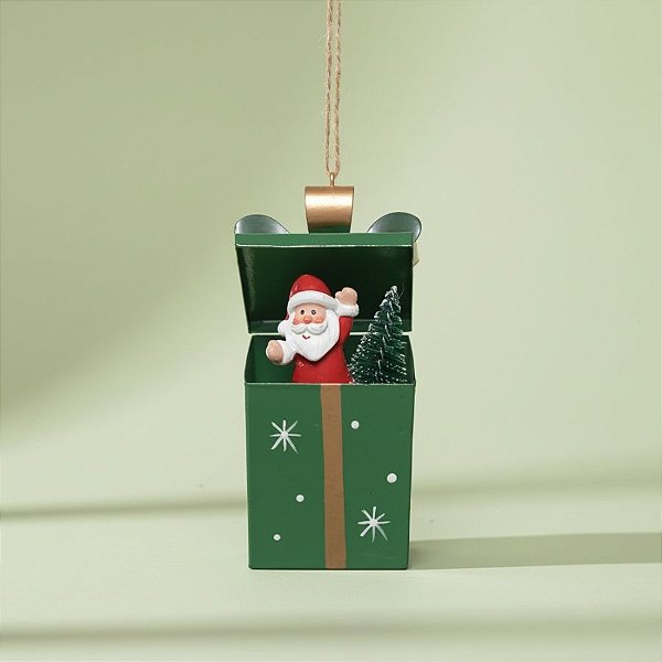 Enfeite Para Pendurar de Natal - Presente com Papai Noel - 12x5x5cm - 1 unidade - Cromus - Rizzo