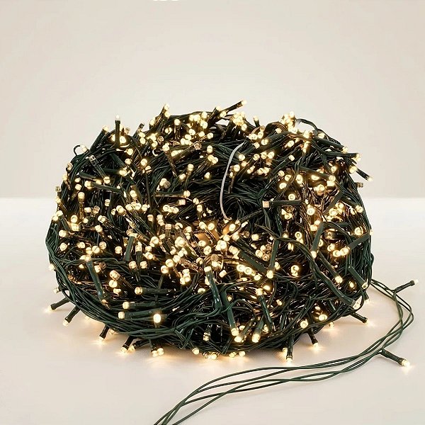 Cordão de LED Pisca Pisca Luz Branca Quente com Fio Verde 1.600 Leds com Strobos - 50m Bivolt - 1 unidade - Rizzo