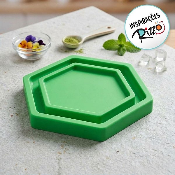 Bandeja Sextavada Verde Limão - 01 unidade - Só Boleiras - Rizzo Embalagens