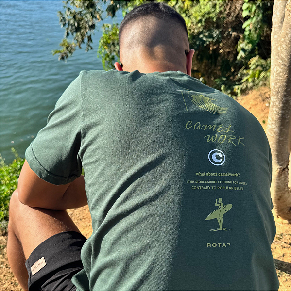 T-SHIRT ADULTO VERDE MILITAR CAMES WORK