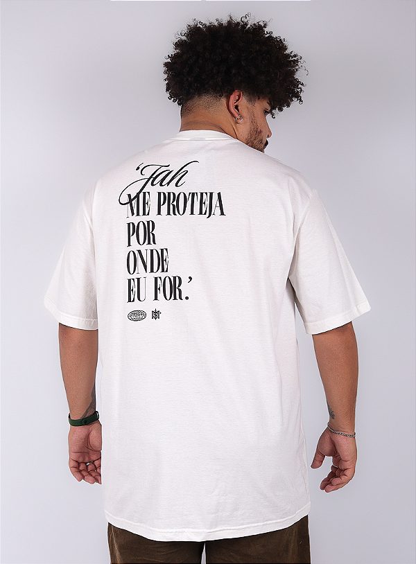 Camiseta Chronic Plus Size Colab. Mato Seco - Jah me Proteja por Onde Eu For - Off White