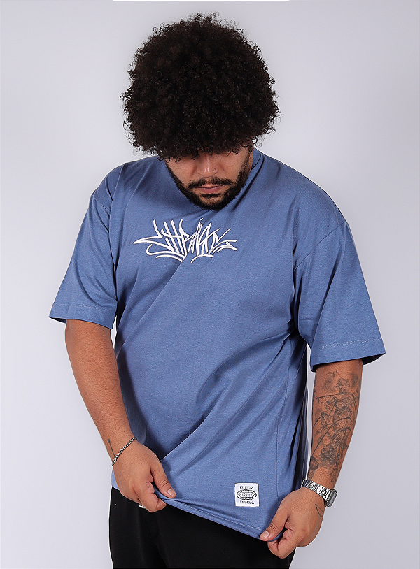 Camiseta Chronic Oversized - Tag Bordado - Azul