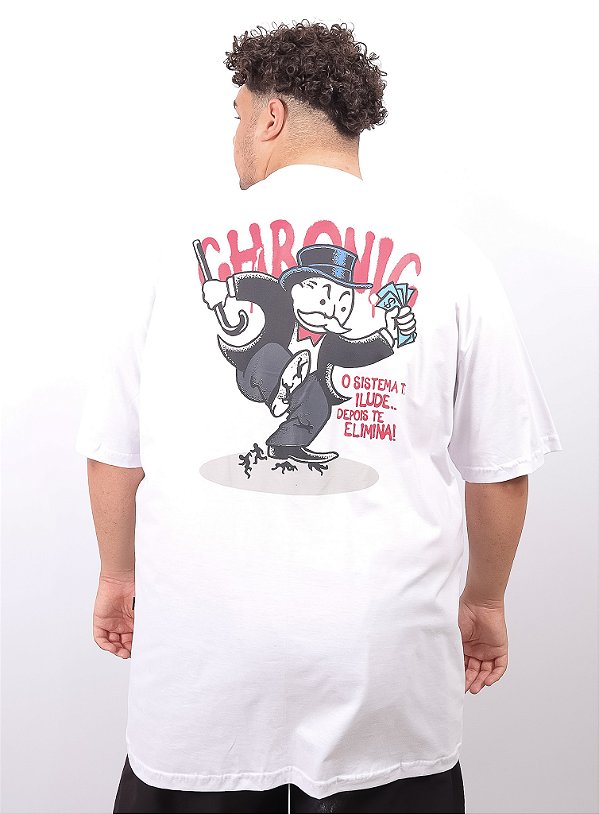 Camiseta Chronic Plus Size - O Sistema te Ilude Depois te Elimina - Branco