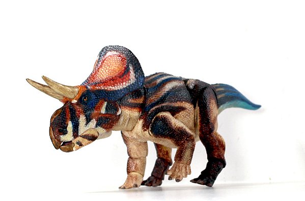 ZUNICERATOPS BEASTS OF THE MESOZOIC FIGURA DE CERATOPSÍDEO DINOSSAURO ARTICULADO