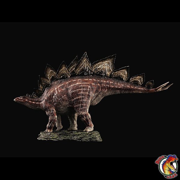 STEGOSAURUS REBOR - VERSÃO MONTANHA RÉPLICA DINOSSAURO DE COLEÇÃO ESCALA 1/35