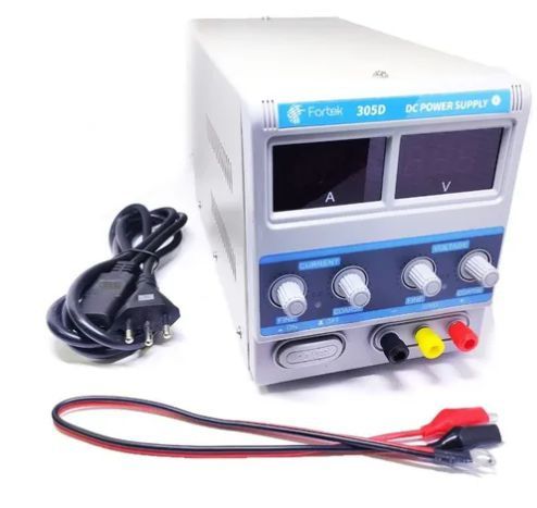 Fonte de Alimentação Digital Ajustável para Bancada FK1502D 0-15V DC 2A 220V