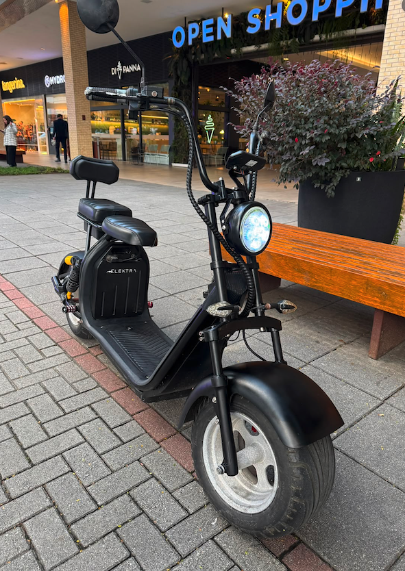 Scooter Elétrica 60v 2000w Eléktra seminova