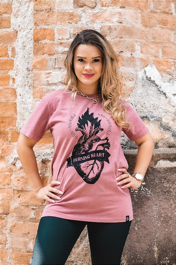 Camiseta Masculina Burning Heart - Coleção Máira Gabriella