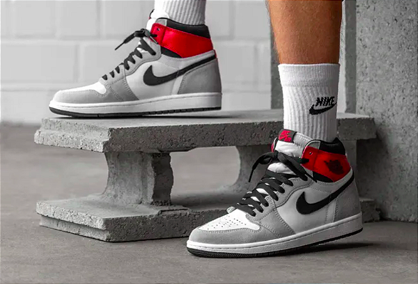 Tênis Air Jordan 1 High - "Smoke Grey" - Tamanho 46 - 100% Original - USADO
