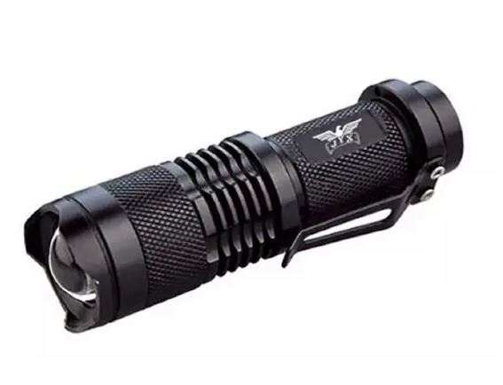 Lanterna Tática Compacta Cree Q5 - JYX JY-8468B
