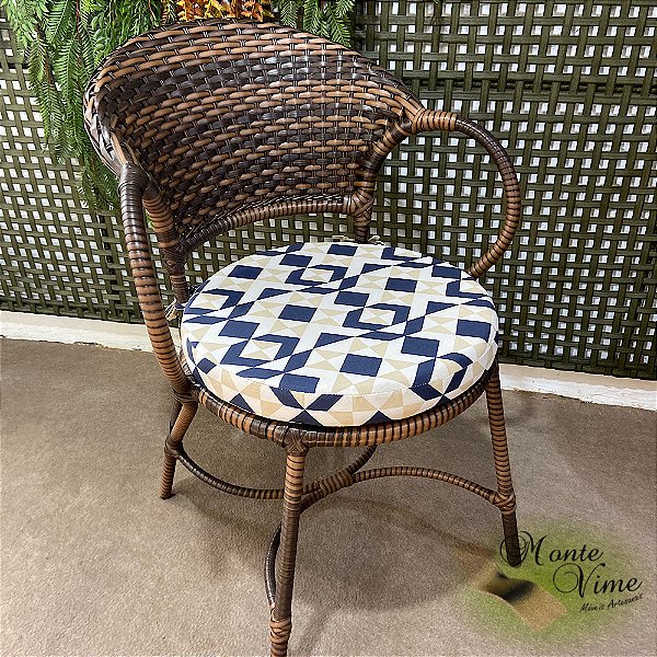 Cadeira Arcobalena com almofada removível