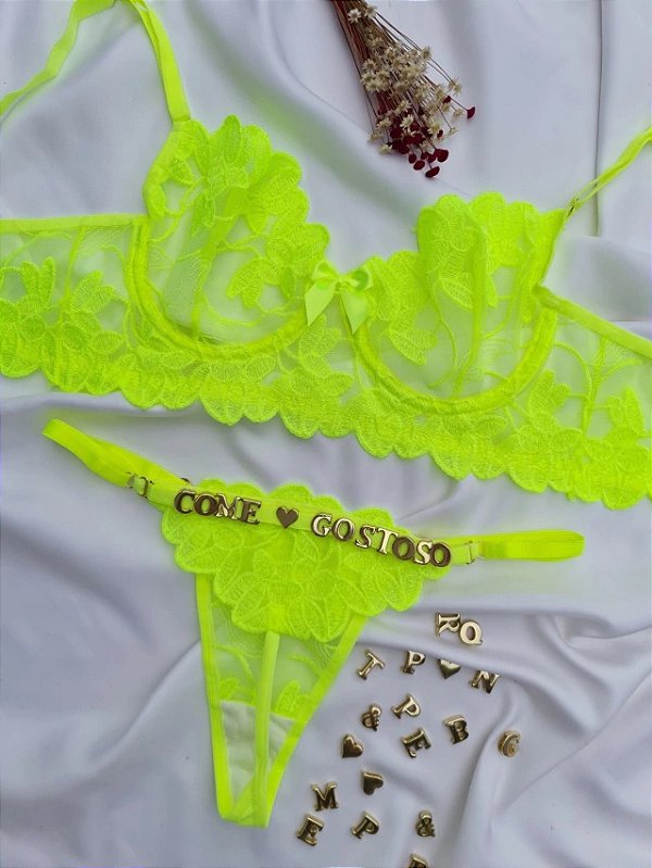 CONJUNTO PERSONALIZAVEL FIO BORBOLETA EM TULE COM PETALA AMARELO NEON