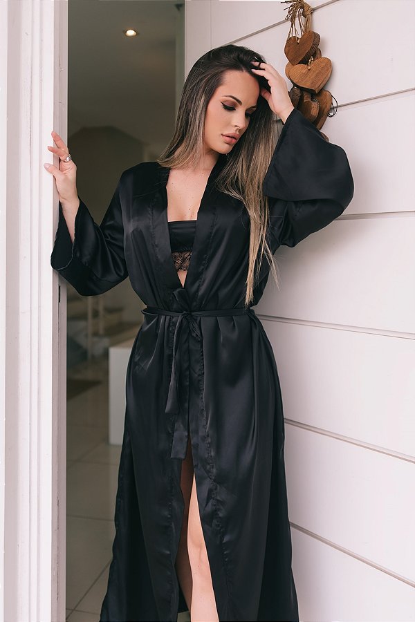 ROBE LONGO LUXO EM CETIM SOFITICADO PRETO