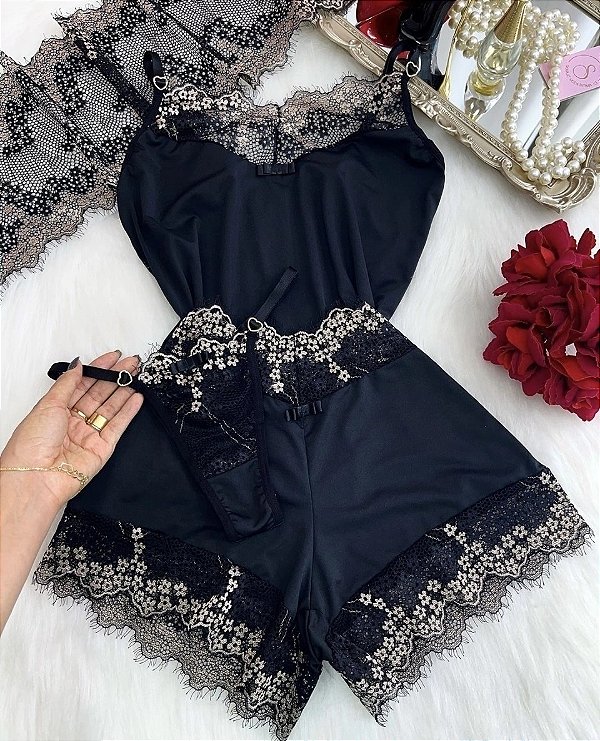 BABY DOLL LUXO ENCANTO + CALCINHA "PRETO COM DOURADO"