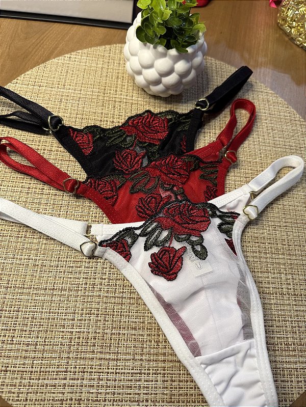 CALCINHA PERSONALIZAVÉL FIO DUPLO EM TULE FLORAL