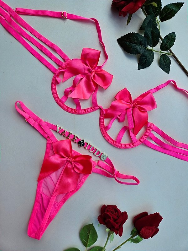 CONJUNTO PERSONALIZAVEL EM TULE COM LAÇO ROSA NEON