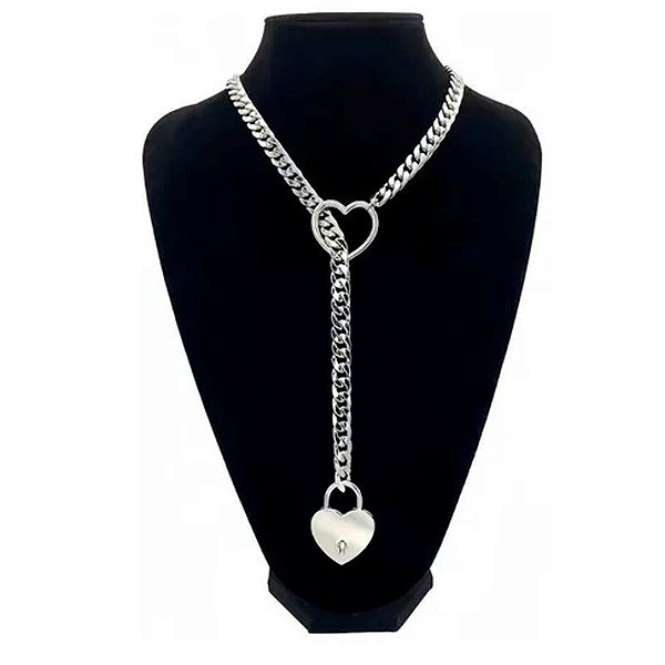 CHOKER ENFORCADEIRA COLEIRA DE CORRENTE COM CORAÇÃO E CADEADO