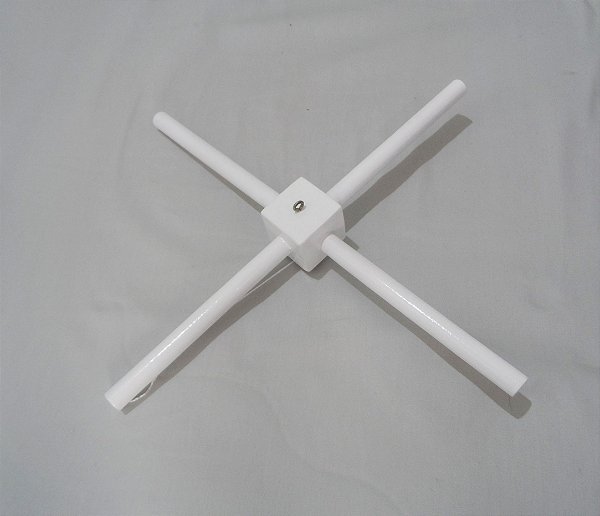 Suporte x branco para móbile quadrado