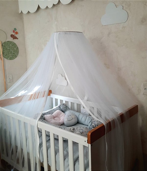 Mosquiteiro com suporte para berço com grades