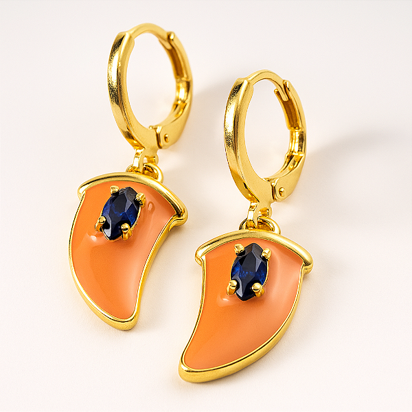 Brinco Dente-de-sabre Laranja Banhado A Ouro