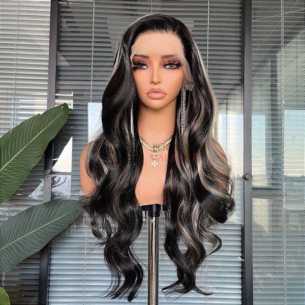 FULL LACE FRONT JADE PRETA COM MECHAS 13 X 6