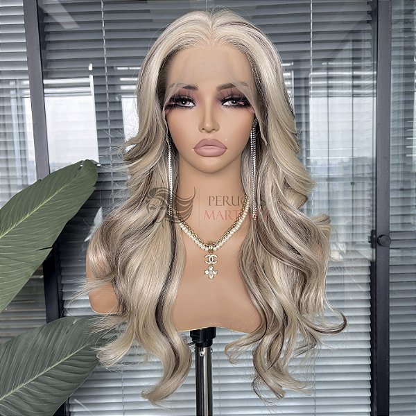 LACE FRONT KAMILLA LOIRO BEGE PEROLADO COM RAIZ ESFUMADA 13 X 4