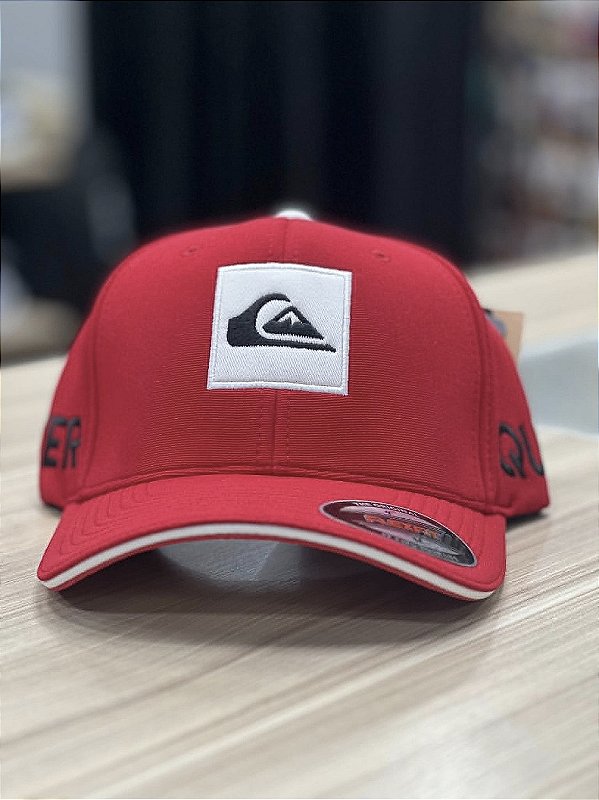 Boné QuikSilver Letreiro 2025