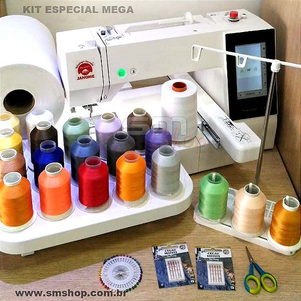 Máquina de Bordado Janome MC500E Área 20x28 cm com Kit Especial MEGA