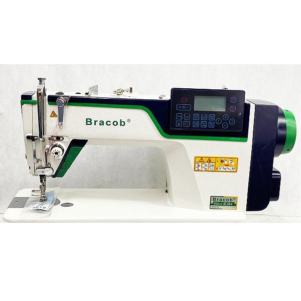 Máquina de Costura Reta Industrial Bracob BC-D9-4 com Kit Calcadores + Bobinas + Agulhas