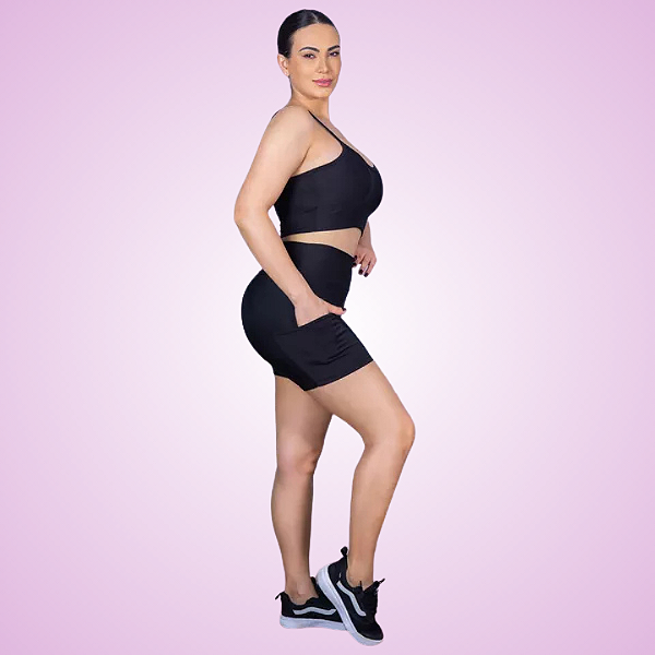 Conjunto Top Alcinha + Shorts com Bolso Suplex