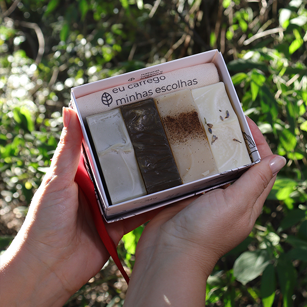 Kit especial sabonetes + necessaire | com caixa de presente Biotiê