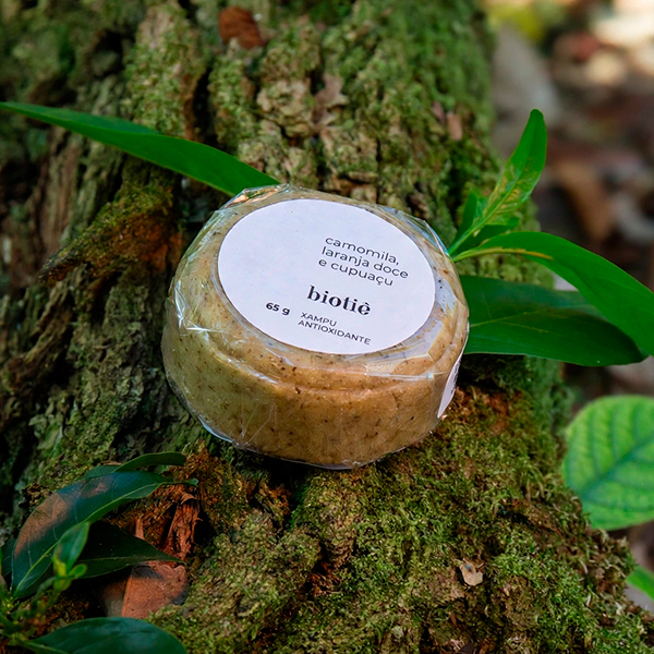 xampu em barra natural antioxidante | camomila, laranja doce e cupuaçu (65 g)