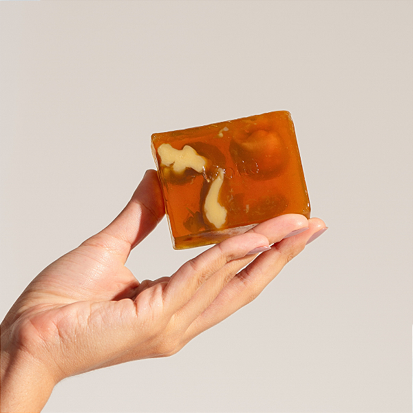 sabonete natural | tangerina, cúrcuma e capim limão​ (120 g)